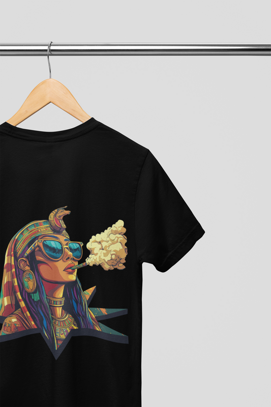 T-Shirt - Smoking Queen